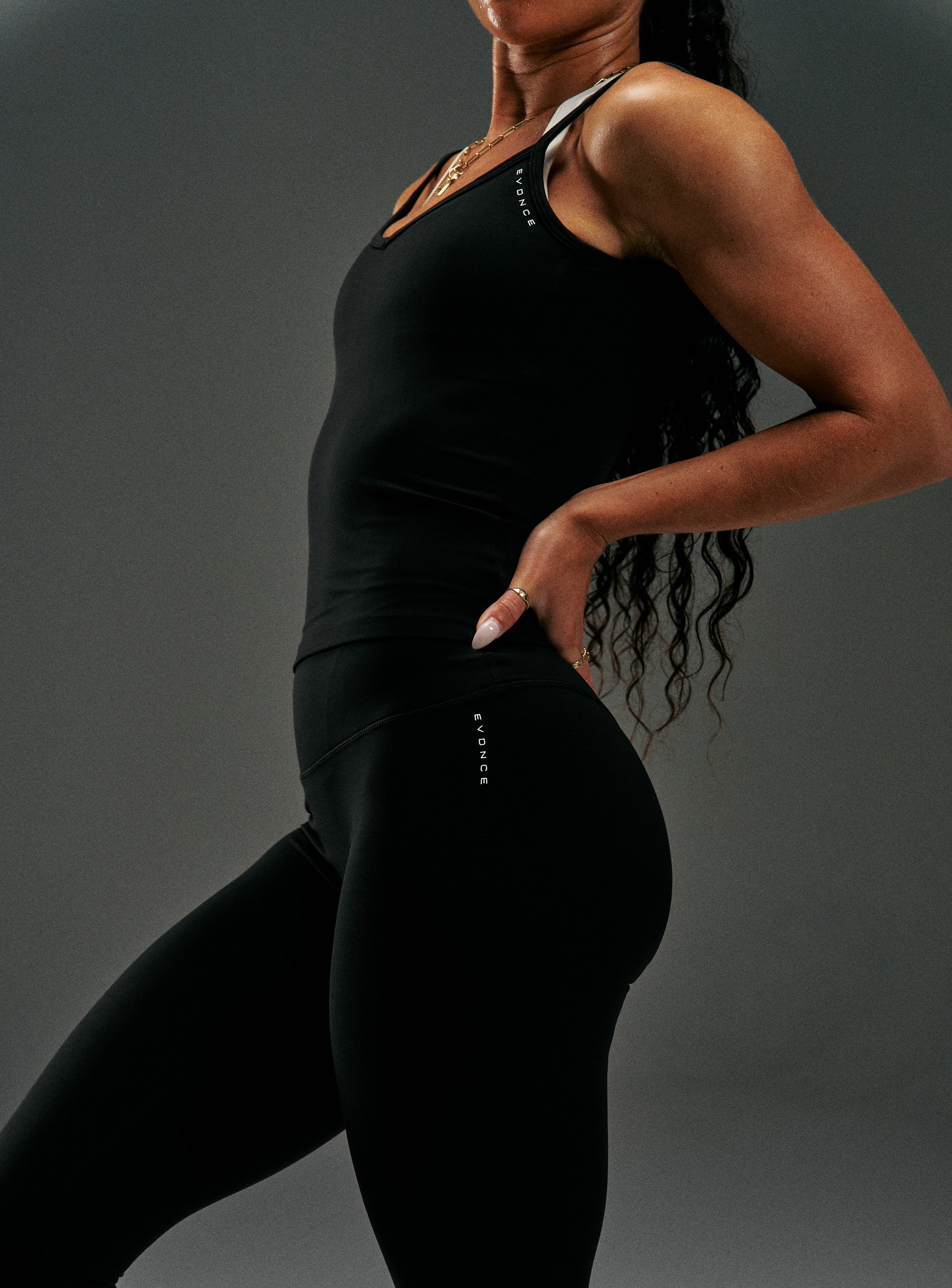 Cloud Compression Backless V Tank - Black - Image 9