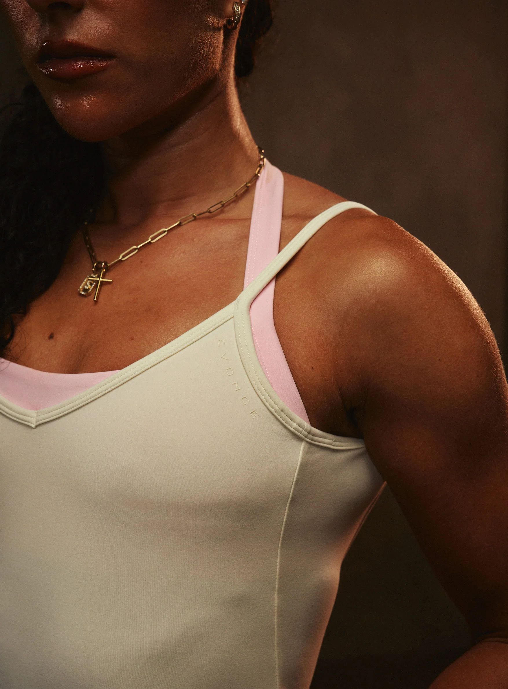 Cloud Compression Backless V Tank - Vanilla - Image 10