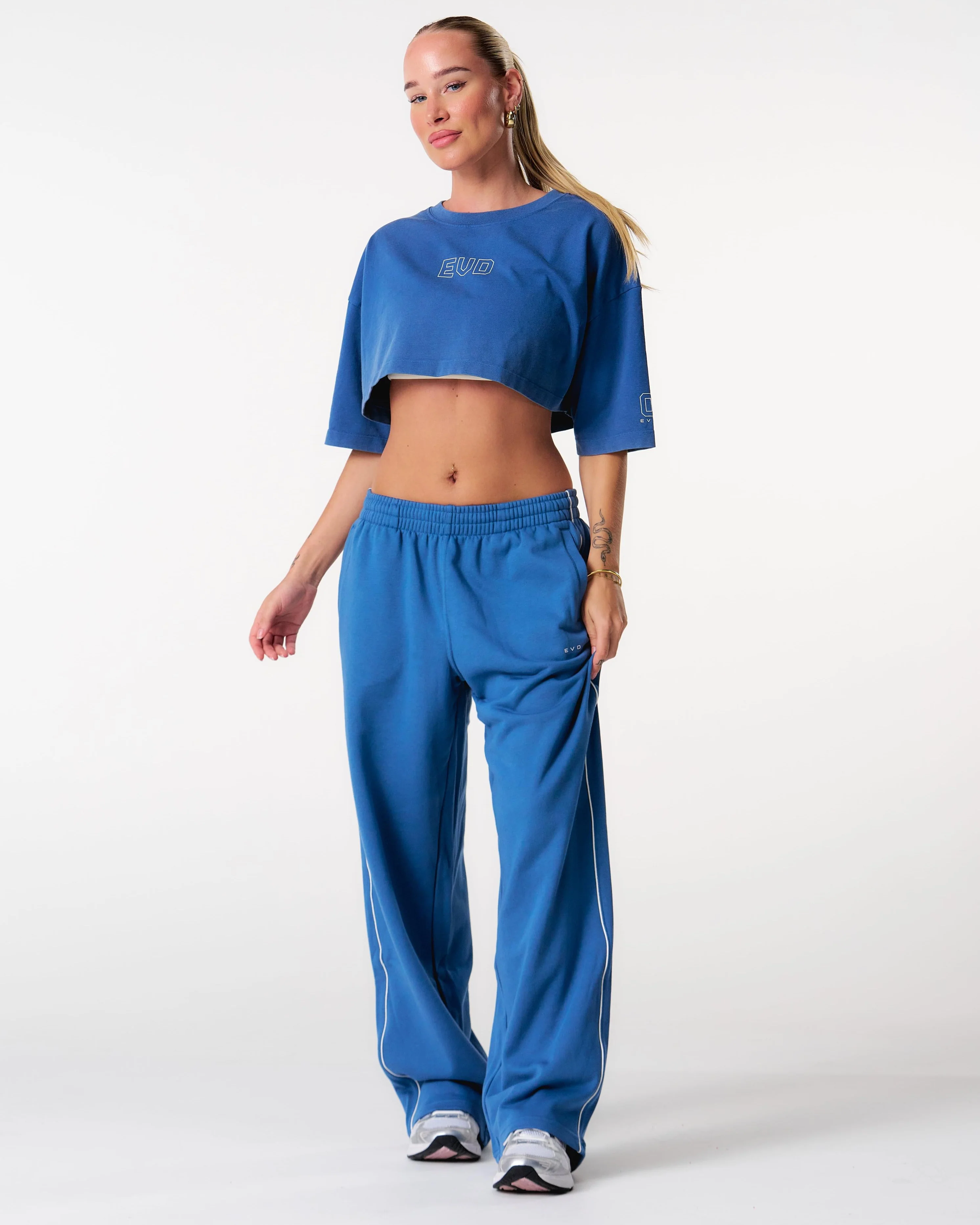 Core Oversized Crop Tee - Washed Out Blue - Image 6