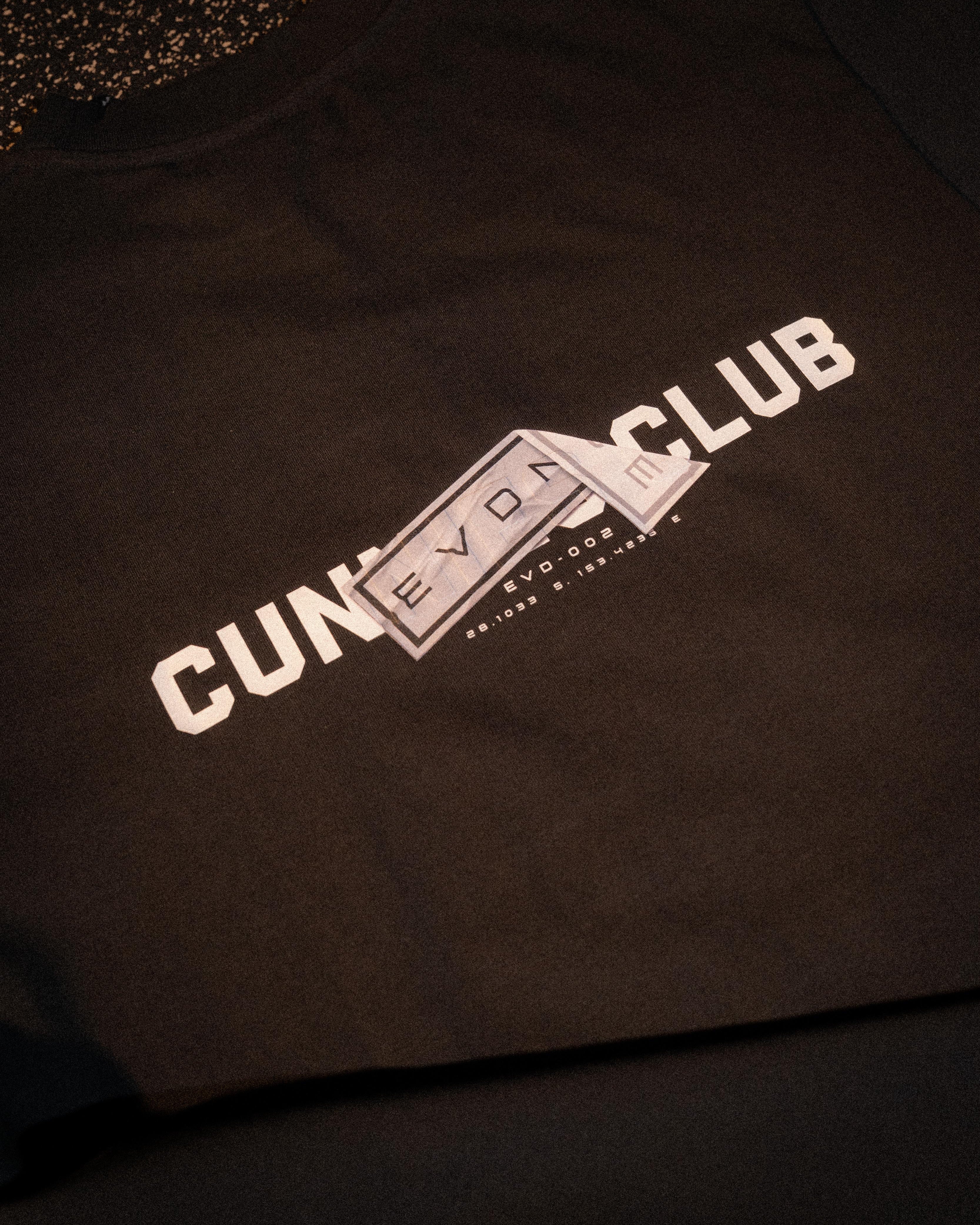 Cunnies Club Sticker Tee - Image 11