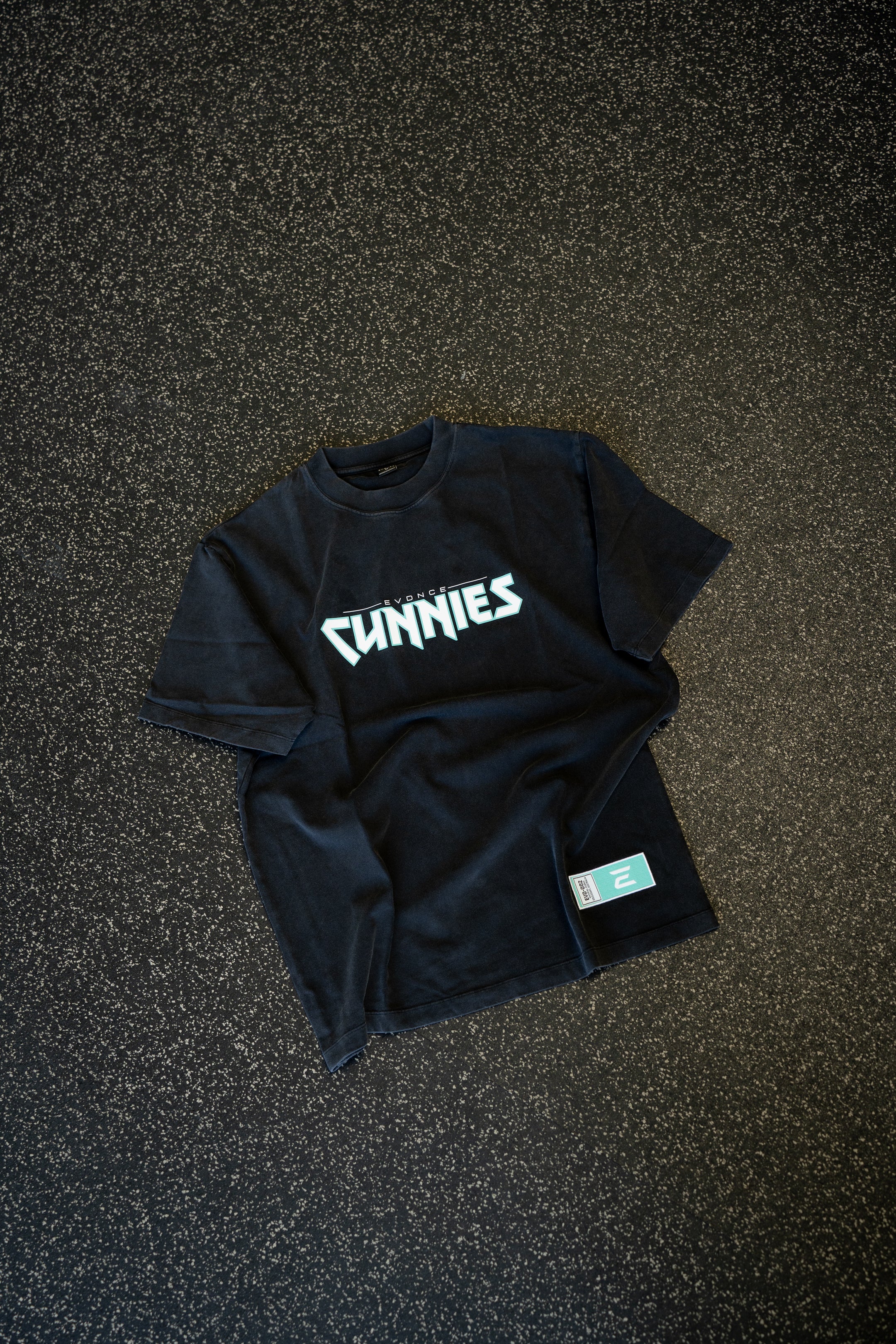 Cunnies Metal Tee - Aqua - Image 11