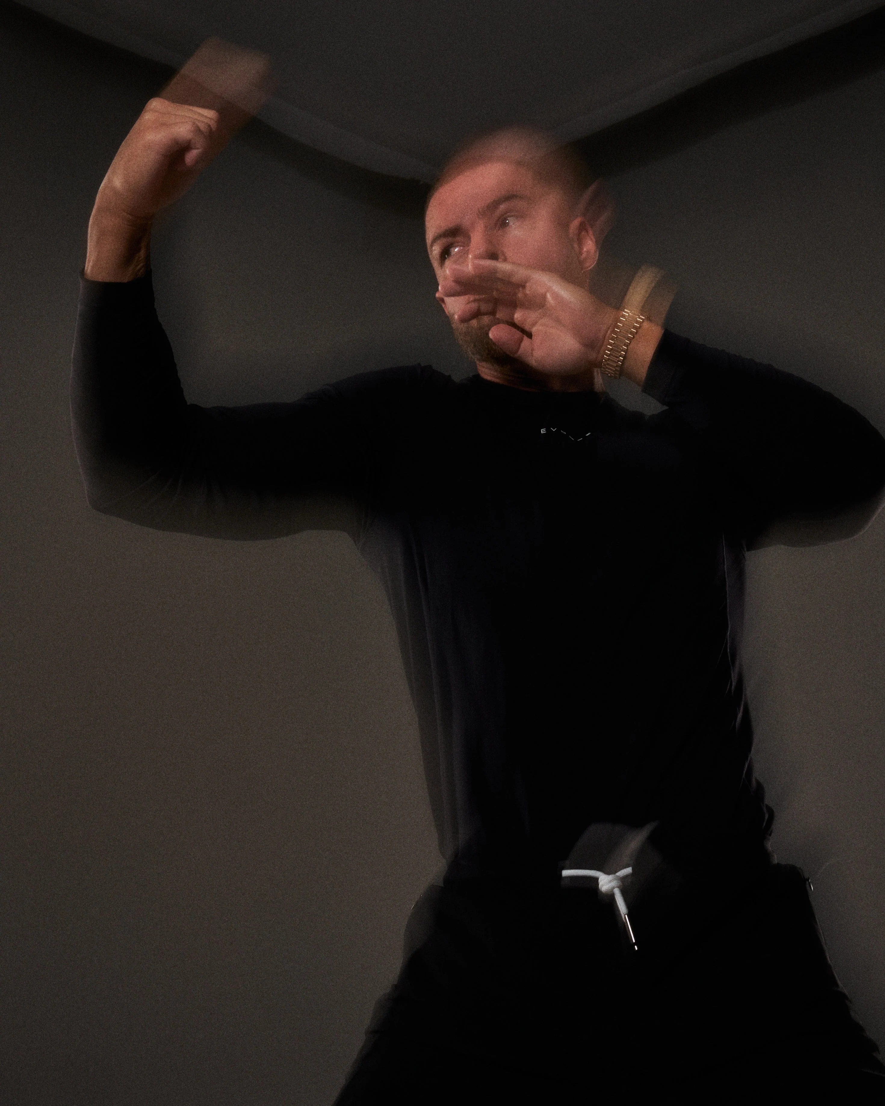 EVDNCE Motion L/S Tee - Black - Image 8